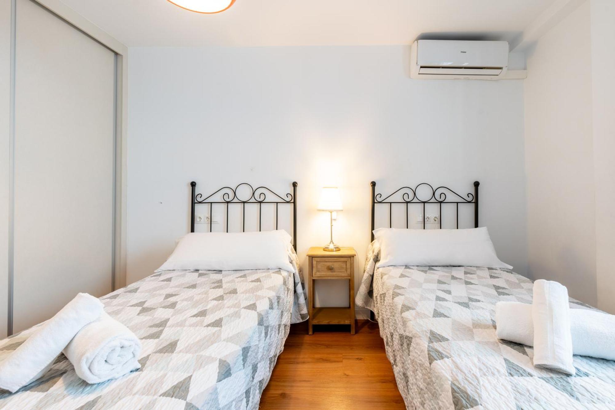 Sn Parking Incluido 4Bd 2Bth Excelente Ubicacion Appartement Sevilla Buitenkant foto